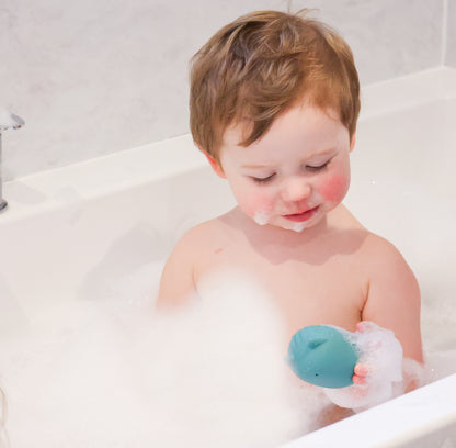 Baby Ellor silicone animal bath toy showing colorful animal shapes in a bathtub for children.
