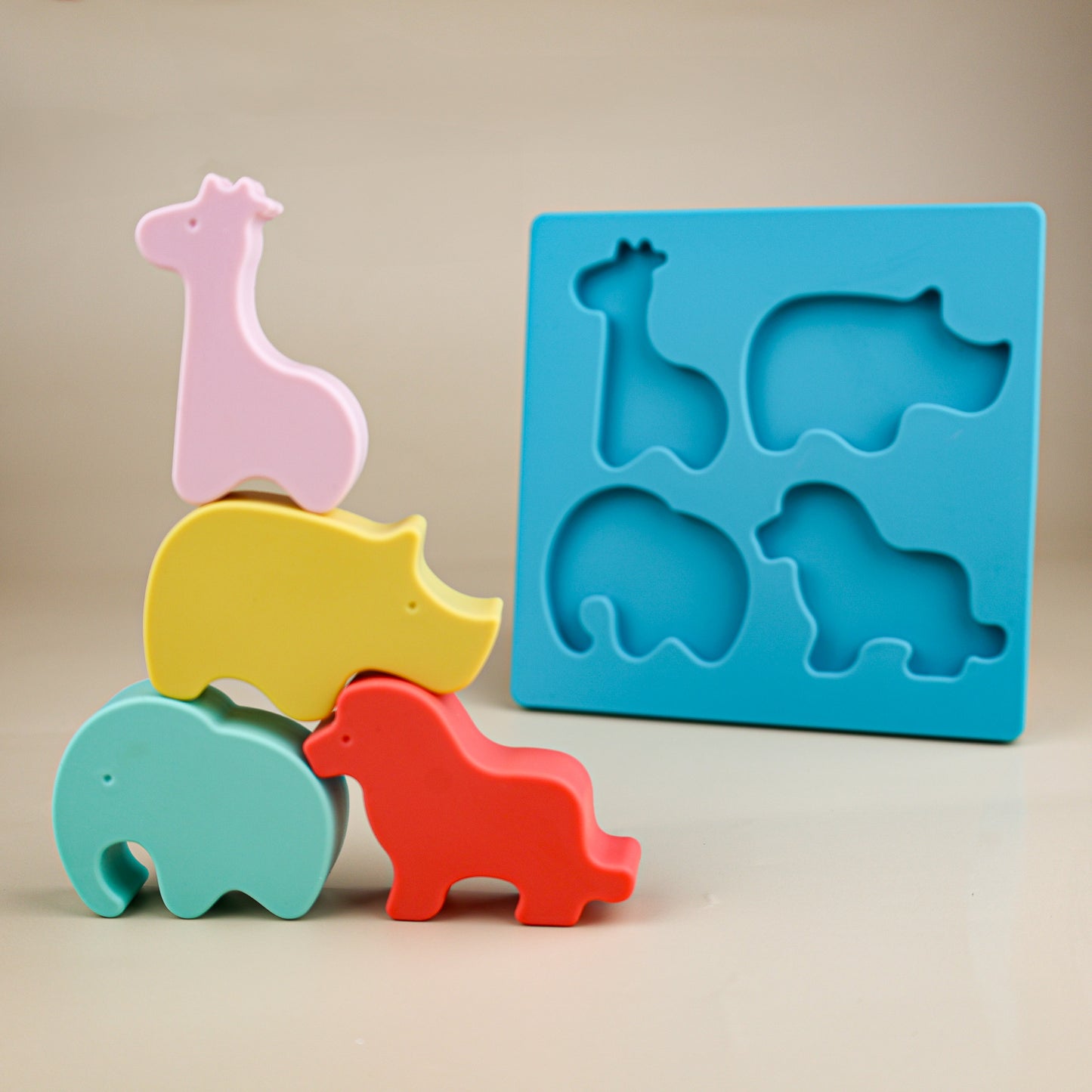 Silicone Safari Shape Puzzle – Food-Grade Silicone Safari Animals & Base (4-Piece Set)