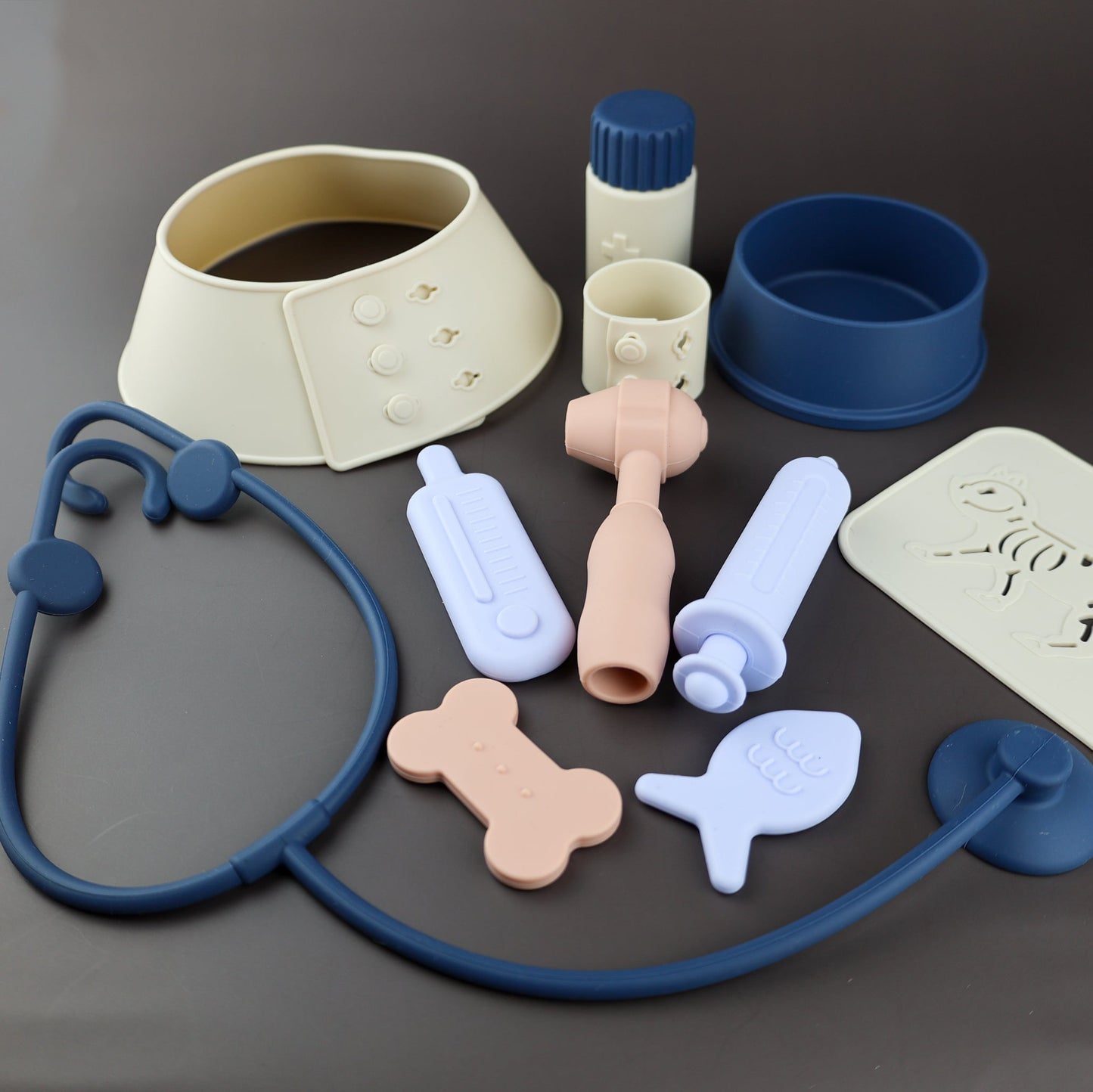 Baby Ellor Store silicone vet set with colorful tools for pretend play and early veterinary education.