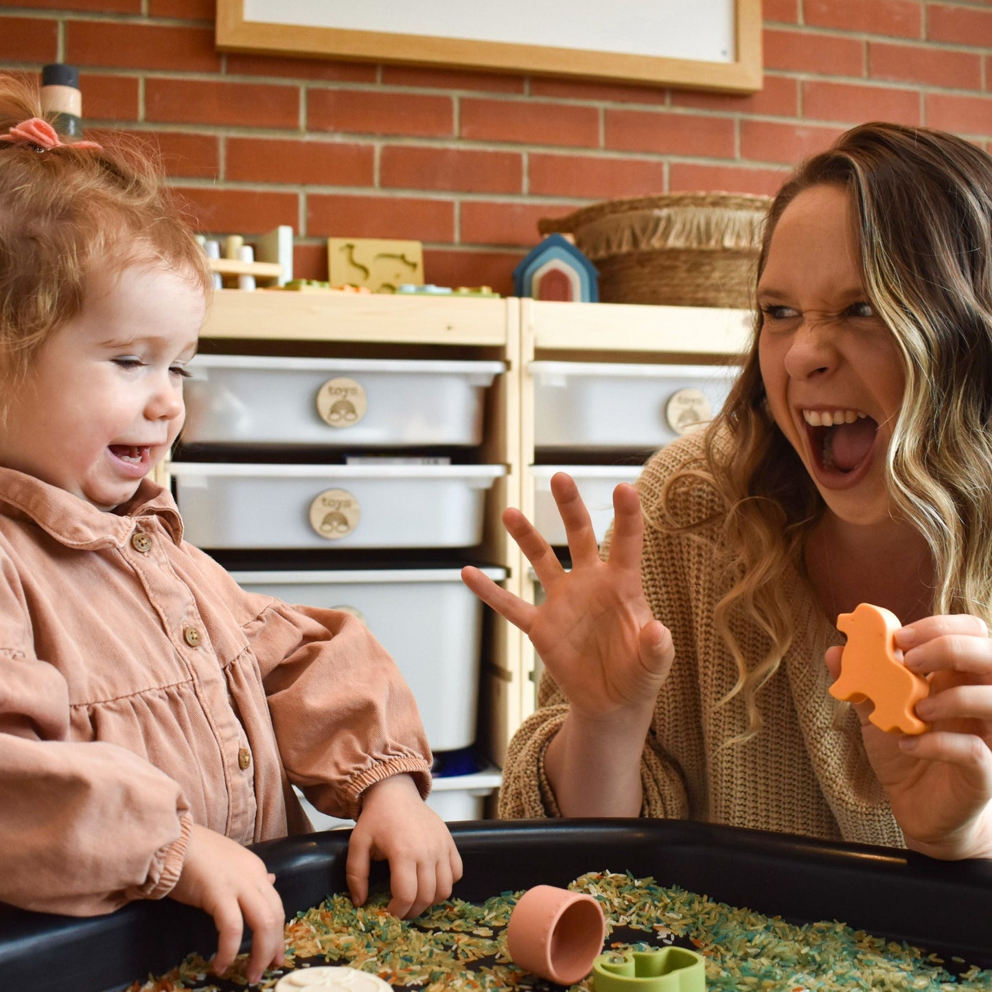 Silicone Safari Shape Puzzle – Food-Grade Silicone Safari Animals & Base (4-Piece Set)